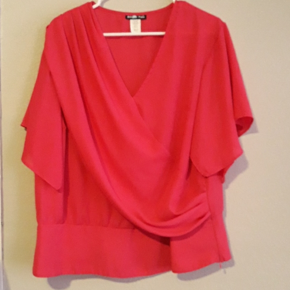 Blouse - Picture 2 of 4